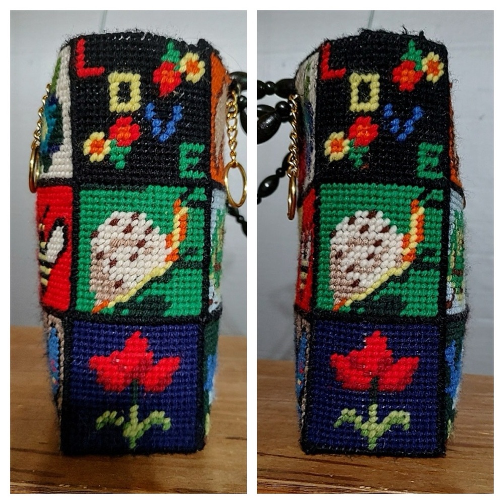 Vintage 70’s Grannycore Needlepoint Handbag with Black Beaded Handles - Picture 4 of 9